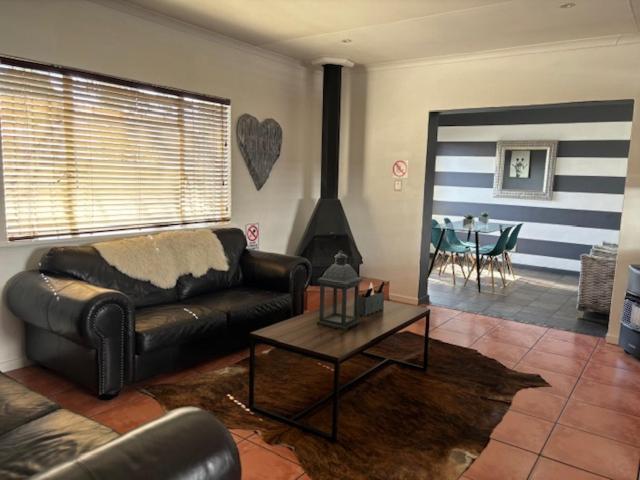 Апартаменти Karoo Heart Б’юфорт-Вест Екстер'єр фото
